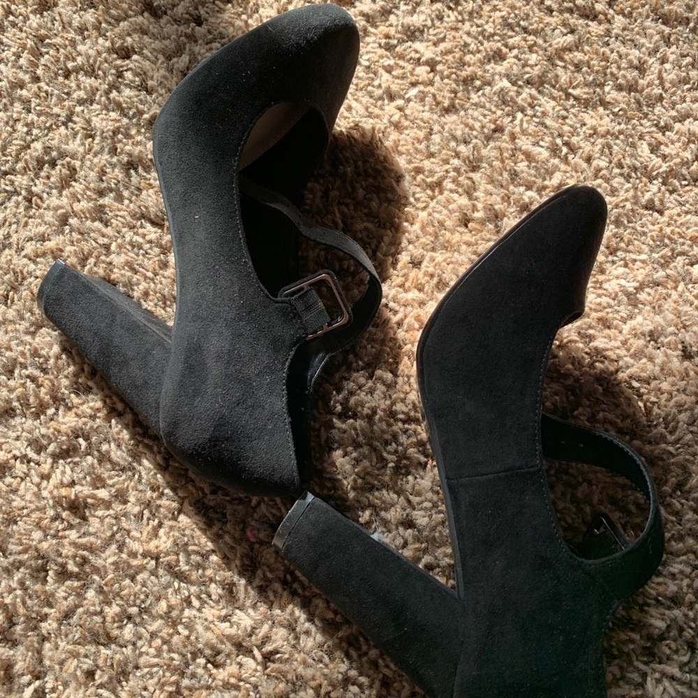 Black Heels - image 4